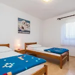 Apartament Susa By Interhome Vir